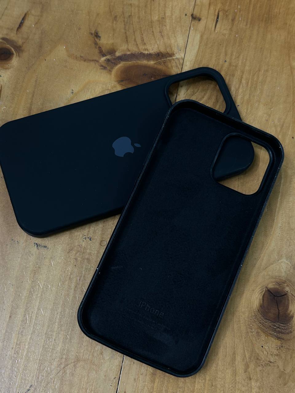 قاب سیلیکون اورجینال پاک کنی مشکی iphone 12 promax